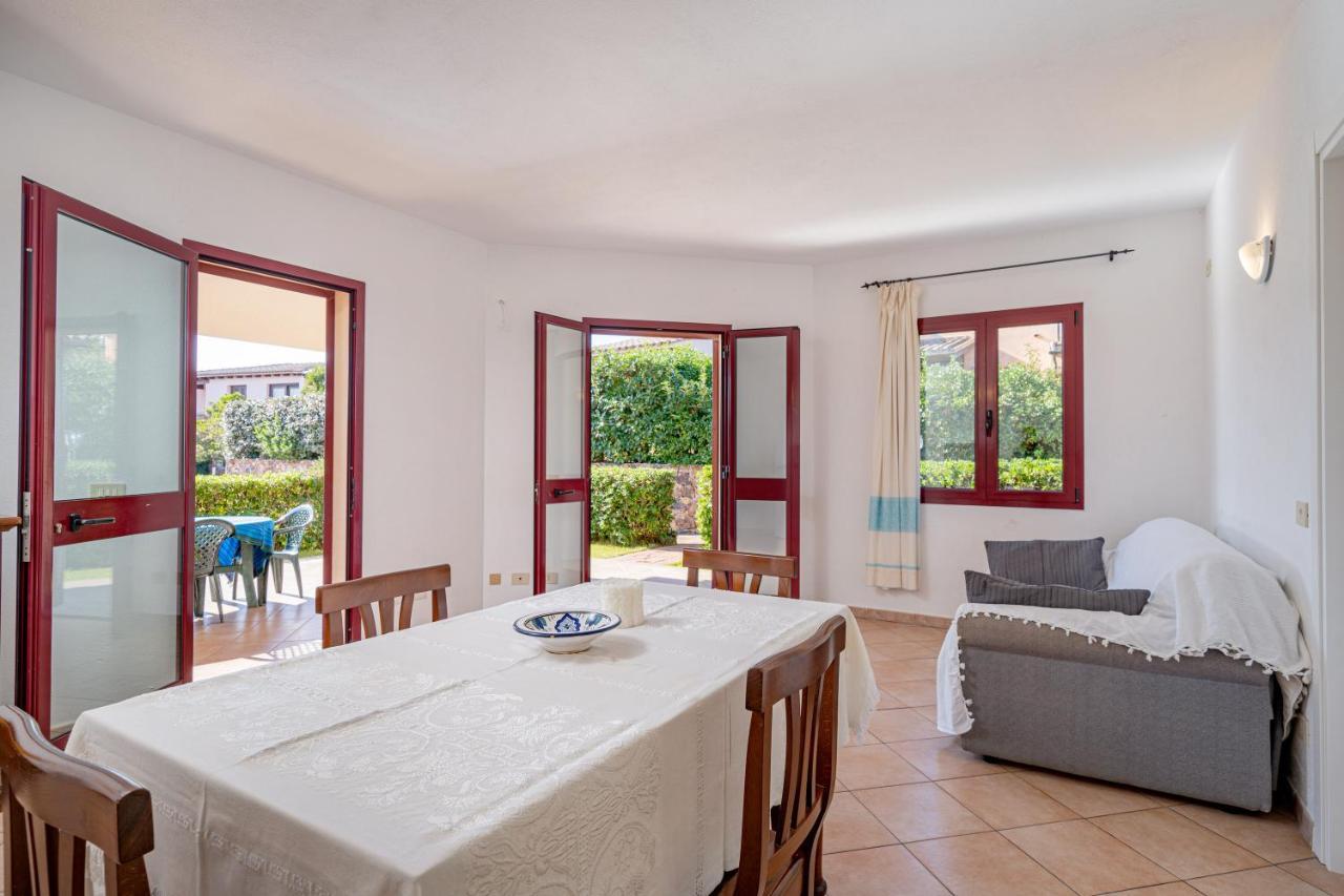 Apartments In Residence With Swimming Pool In Cala Girgolu Monte Petrosu Exterior foto