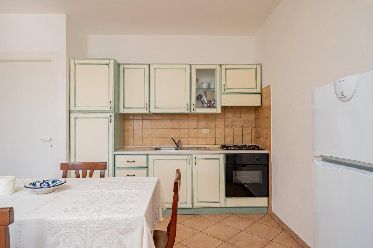 Apartments In Residence With Swimming Pool In Cala Girgolu Monte Petrosu Exterior foto