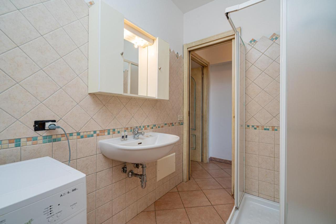 Apartments In Residence With Swimming Pool In Cala Girgolu Monte Petrosu Exterior foto