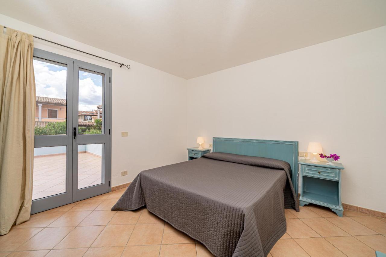 Apartments In Residence With Swimming Pool In Cala Girgolu Monte Petrosu Exterior foto
